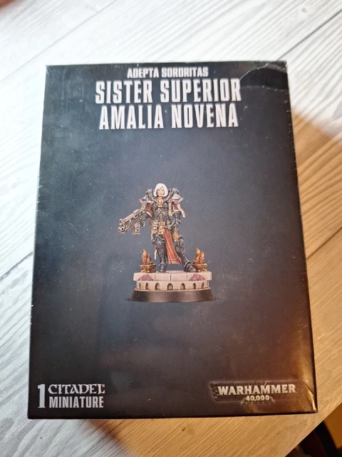 Warhammer 40k - Sister Superior Amalia Novena Miniaturfigur