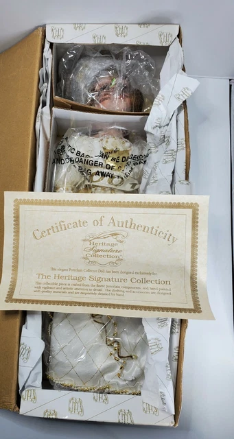 THE HERITAGE SIGNATURE COLLECTION Porcelain Angel Doll Jolene Noel #12309 4