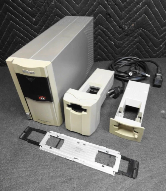 NIKON COOLSCAN IV ED LS-40 ED 35mm Film Scanner w/ SA-21, MA-20