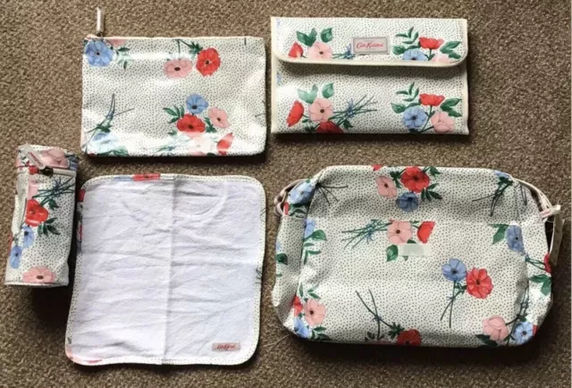 BNWT Cath Kidston 4-piece Baby Zip Changing Bag Saltwick Bunch pattern £75