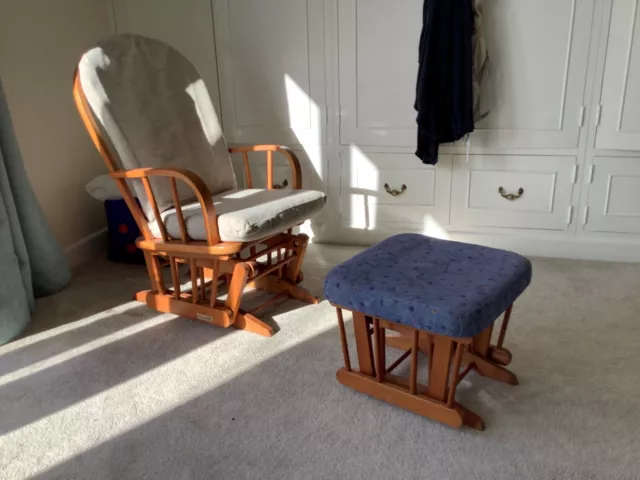 Dutailier Nursing / Rocking chair and footstool