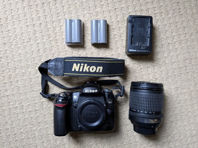 NIKON D80 DSLR camera kit with 18-135mm f/3.5-5.6G IF-ED Nikkor 