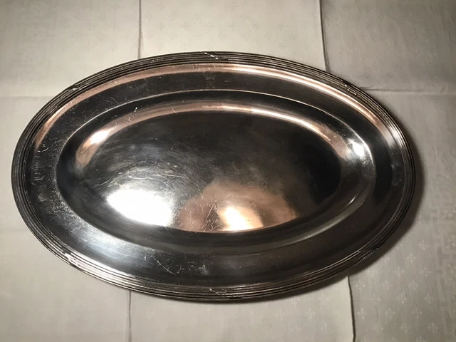 ANCIEN PLAT DE Service Ovale avec Couvercle - Métal Argenté - Décor Perlé EUR 35,00 - FR