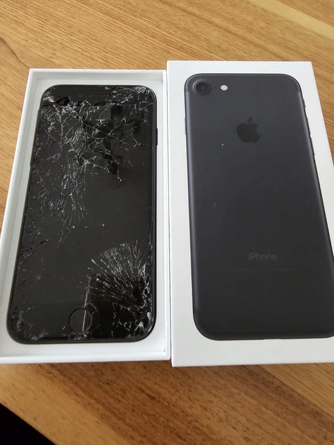 APPLE IPHONE 7 - 32GB - Black (Unlocked) A1778 (GSM) (AU