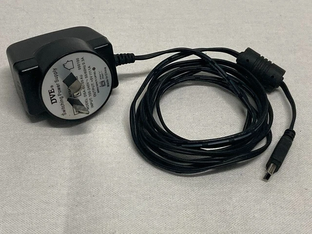 DVE   DSA-6E-05 AU  Power Supply AC/DC Adapter  5v   1A