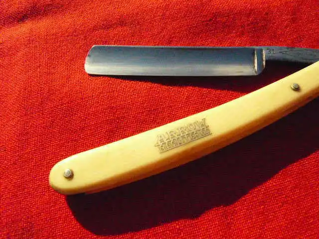 German Vintage Straight Razor Blade Solingen Firm 3