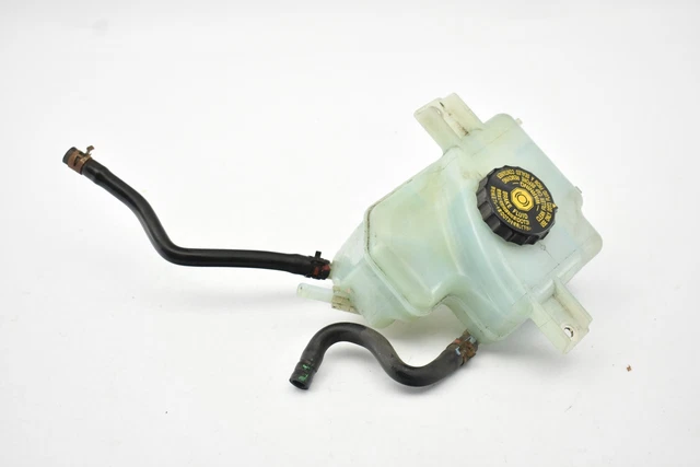 4722052310 Réservoir de liquide de frein TOYOTA YARIS III 1.5 HYBRID