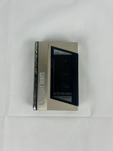 Sony WM 10 RV Walkman Cassette Good Condition Sony WM 10 RV Walkman Cassette Good Condition