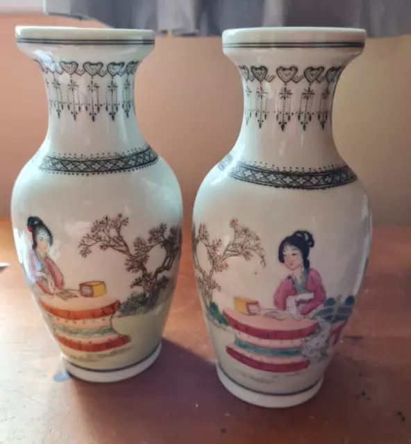 A pair of  Vintage Chinese small Vase Hand Painted  Porcelain. BEAUTIFUL!!