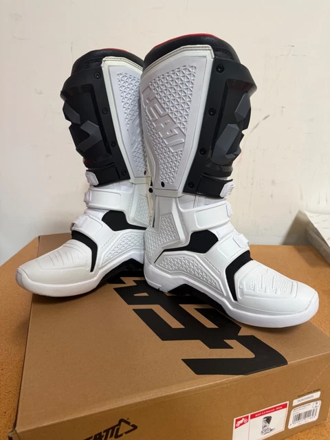 Leatt Protection NEW LEATT 5.5 FlexLock Motocross MX Dirt Bike Boots White/Black Size 8 ...