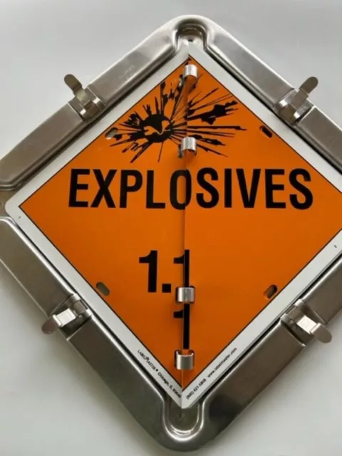 Flip placard, 7 legend explosives placard