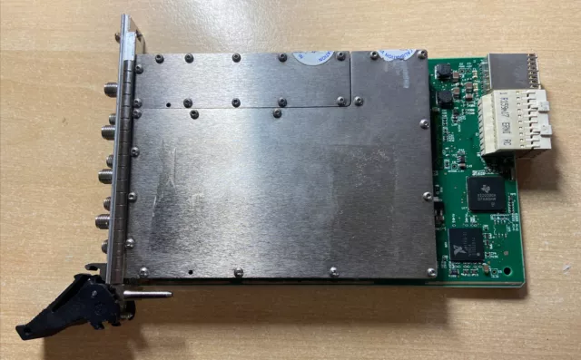 National Instruments NI PXIe-5611 Modulatore vettoriale I/Q
