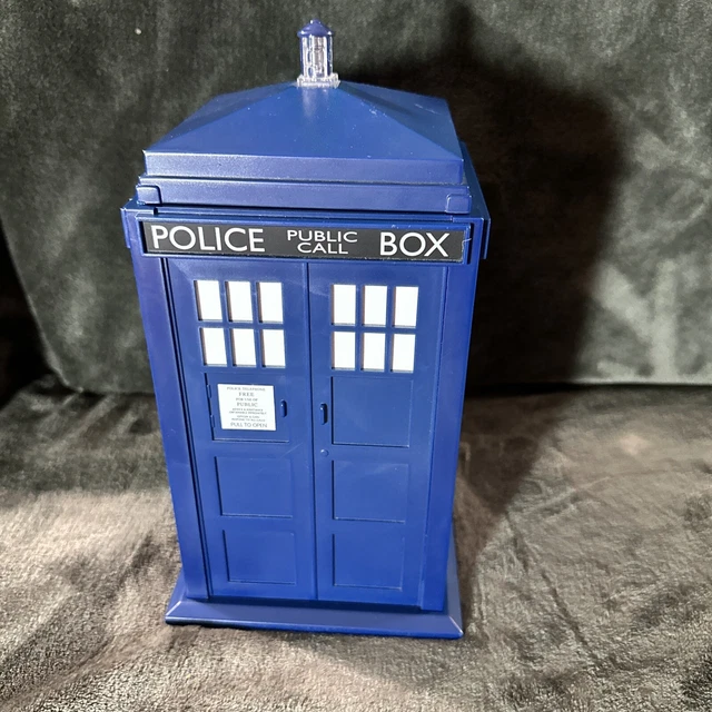 Doctor Who Police Call Box Tardis Cookie Jar w/ Batteries to Power Light/Sound