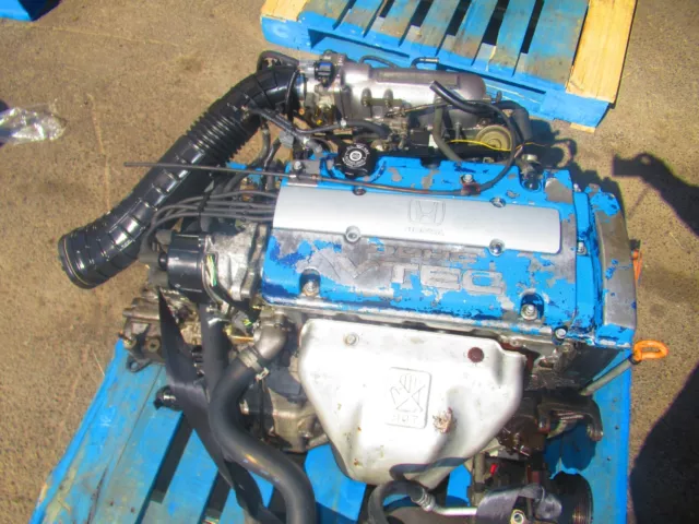 JDM 97-01 Honda F20B Dohc Vtec Engine and 5 speed LSD Manual Transmission T2T4