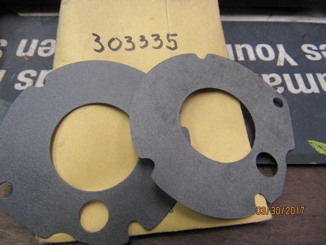 2 New  Omc Oem  Johnson Evinrude Gaskets 303335