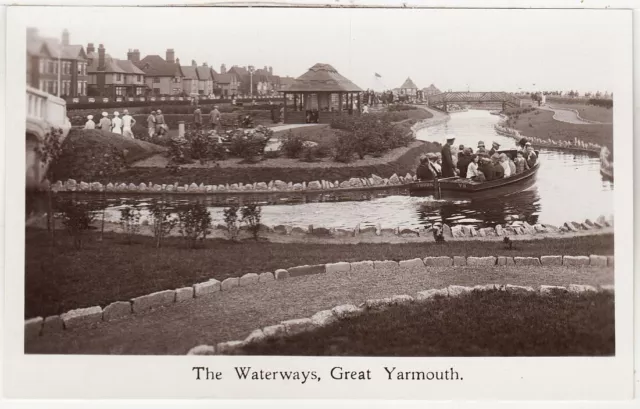 GREAT YARMOUTH WATERWAYS - Boat - by Yallop - c1920s era real photo postcard