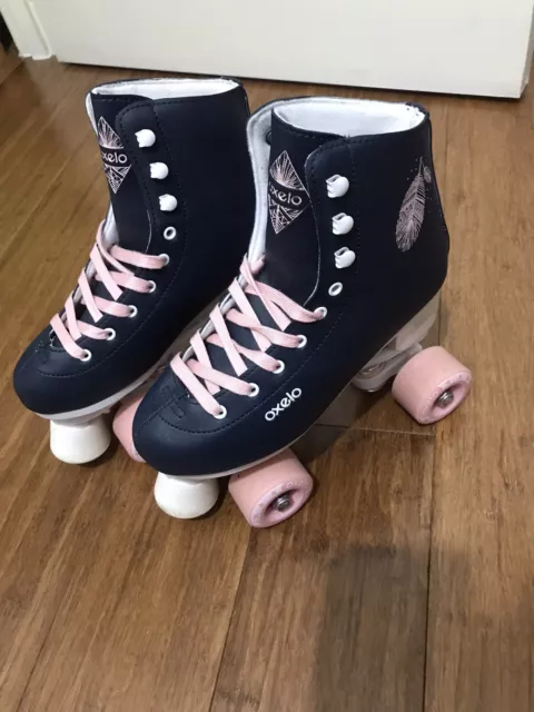 OXELO Kids' and Adult Artistic Roller Skating Quad Skates 100 - Navy blue