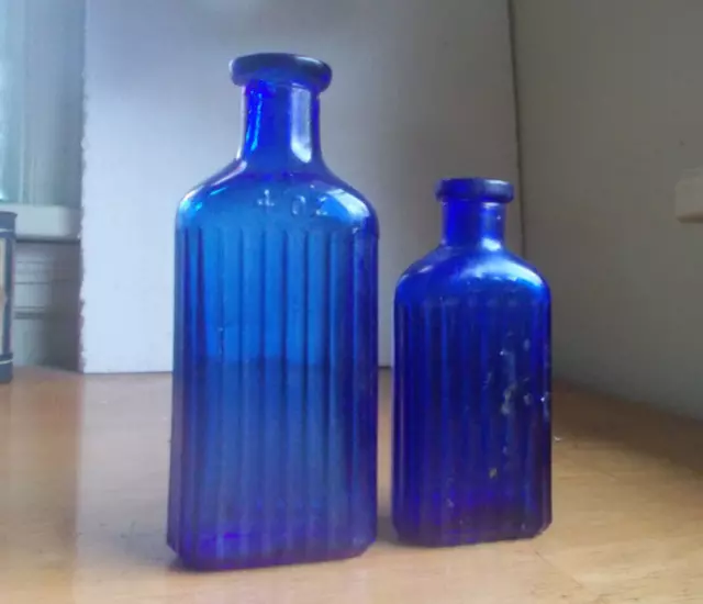 4 Ounce Cobalt Ribbed Iodine Poison Bottle 5"Tall 100 Yr Old Nice 3