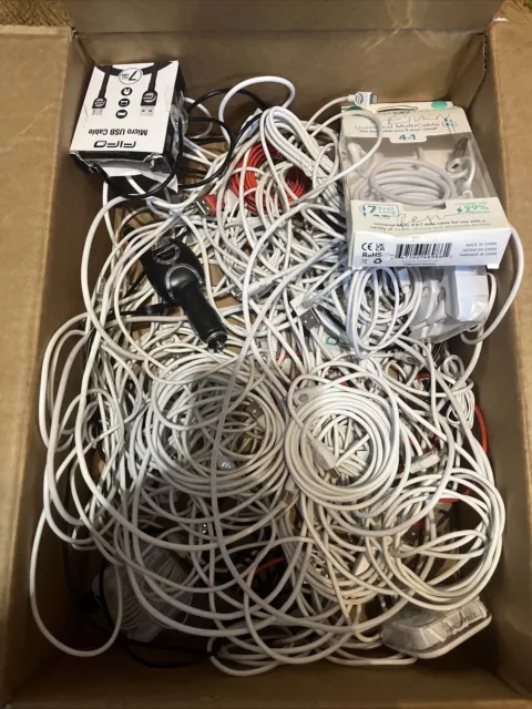 Huge Wholesale Job Lot Warehouse Clearance Sale FIFO Deal Chargers