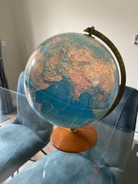 Vintage Illuminated / Light Up Globe