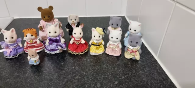 Sylvanian Families Figures Bundle. Immaculate Condition