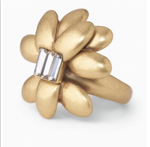 Stella & Dot Hazel Ring Flower Crystal Gold Tone Sm/Md Adjustable Stella & Dot Hazel Ring Flower Crystal Gold Tone Sm/Md Adjustable