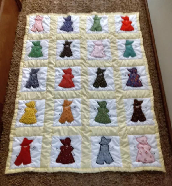 Homemade Machine Stitched Unisex Baby Quilt 46" x 36" Yellow & White Background