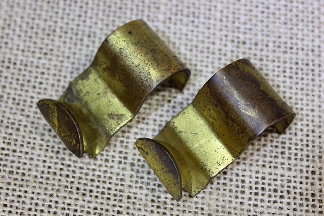 2 old Picture molding rail hooks painting hangers smooth tarnished brass vintage 2