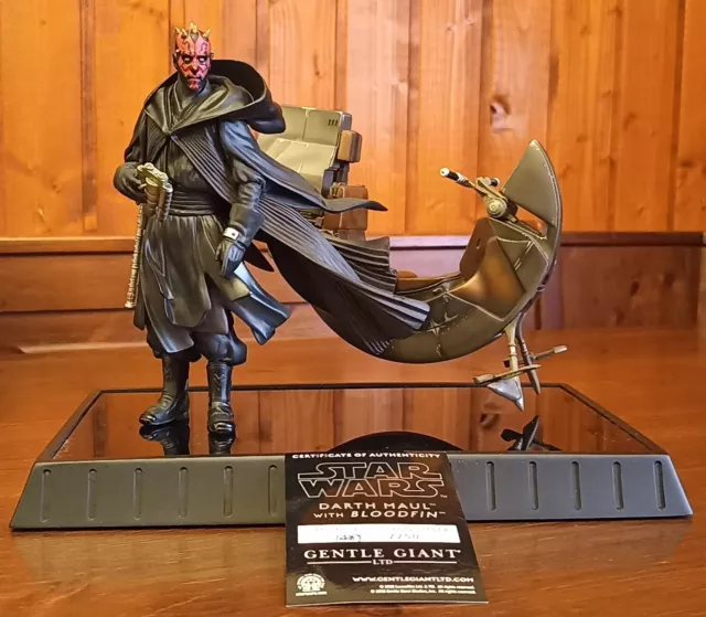 Gentle Giant Star Wars Darth Maul & Bloodfin Statue + Box & Numbered C.o.a.