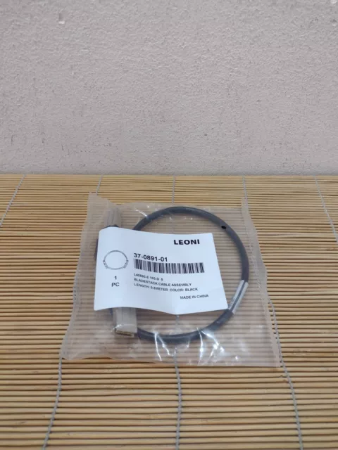 NEW CAB-STK-E-0.5M for Cisco 0.5 m length 37-0891-01 Stacking Cable 0.5 m NEU