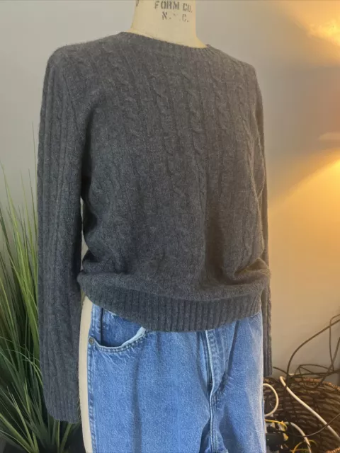 Gray 100% Cashmere Cable Knit GEORGE Crew Neck Sweater Misses