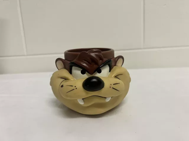 1992 Vintage Plastic Tasmanian Devil LOONEY TUNES Warner Bros 3D Mug Coffee Cup