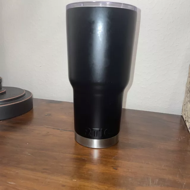 RTIC Matte Black W/ Stainless Steel Trim 30oz Tumbler
