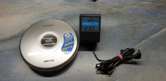 Retro Sony CD Walkman D - NE006 MP3 Portable CD Player / kein Strom / +4 CDs