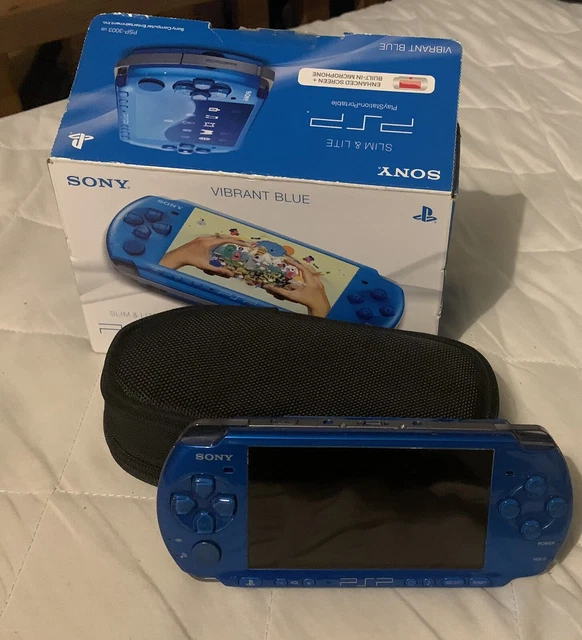 Sony PSP 2000 System metal blue (no charger) Original box and case included