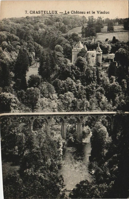 CPA AK Chastellux Le Chateau et le Viaduc FRANCE (1176910)