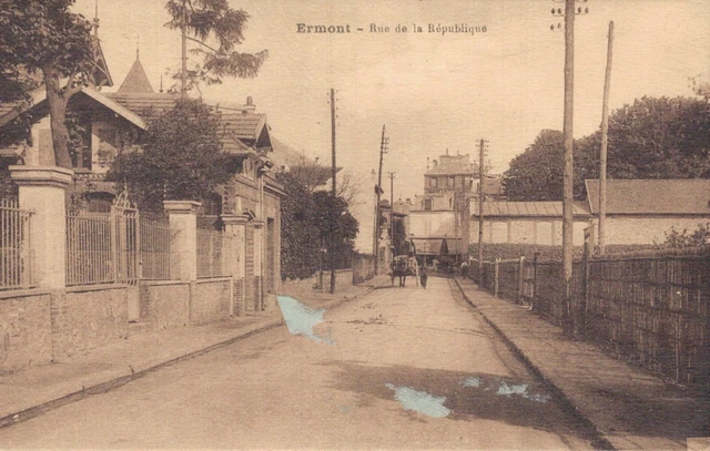 Cpa/Dep 95/Ermont Rue De La République