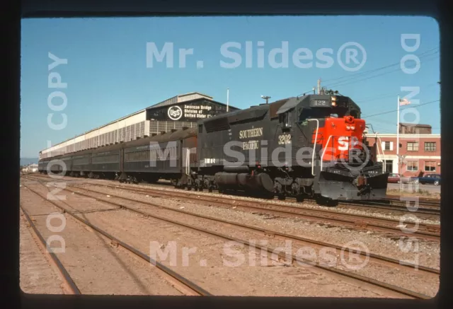 Duplicate Slide SP Southern Pacific SDP45 3202 W/Passenger Train Action