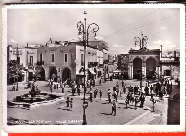 Cartolina  Francavilla Fontana  B/N Viaggiata  1959 Piazza Umber Animata   Occ