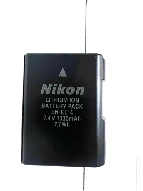 Nikon EN-EL14A 7,2V 1230mAh Akku (VFB11402) D5500 D5600 D5300 D5200 D5100 D3300