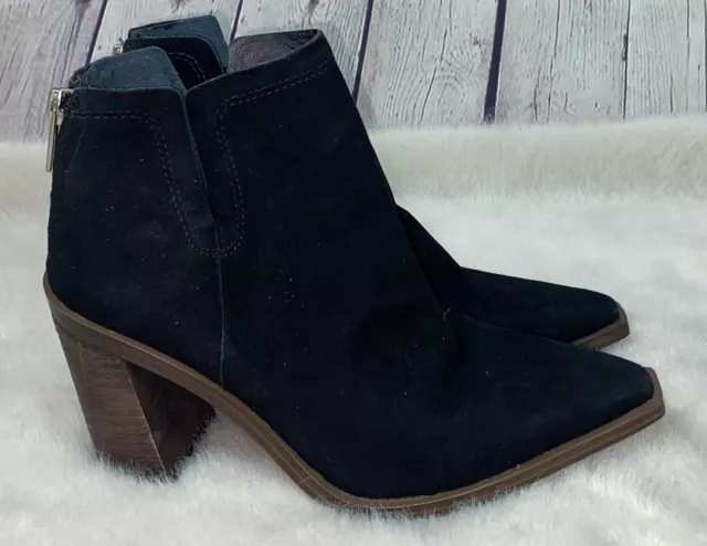 NWOT VINCE CAMUTO Womens' Black Welland Short Suede Ankle Boots Booties Size 6