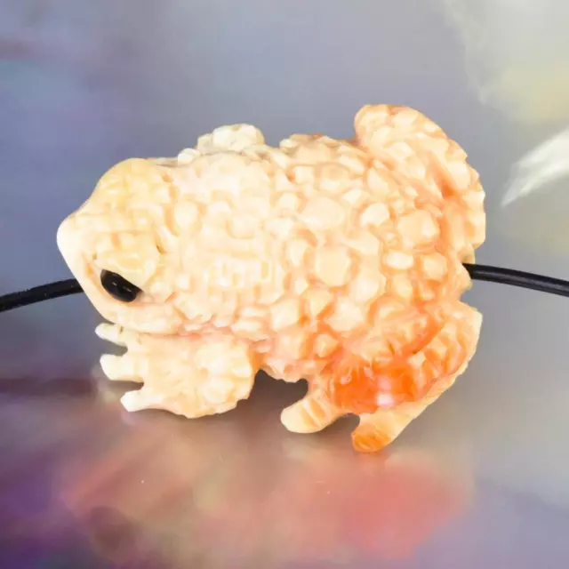 Apricot Trumpet Shell Toad Frog Bead Carving Collection or Jewelry 8.21 g