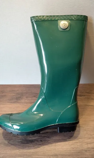 UGG Women's Shaye Waterproof Pine Rain Boots US Size 6
