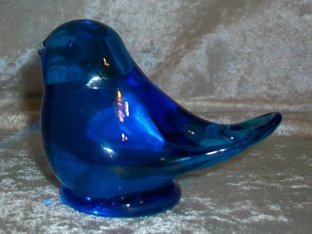 Hand Blown Leo Ward Bluebird of Happiness Vintage Art Glass Bird Figurine