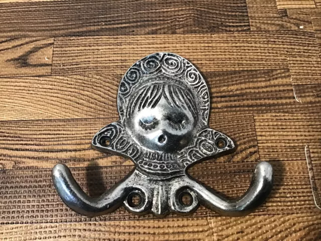 Vintage 1968 American Tack and HDWE Hardware Number # 121 Double Hook Girl