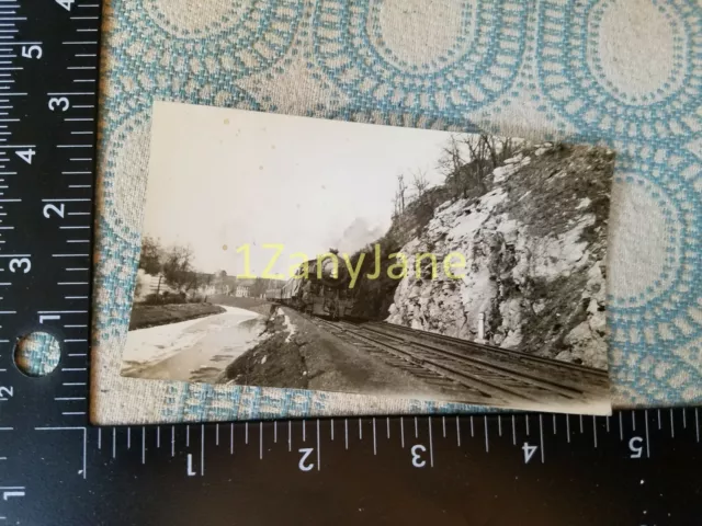 A520 VINTAGE TRAIN ENGINE PHOTO Railroad CENTRAL RR OF NEW JERSEY, 1940'S