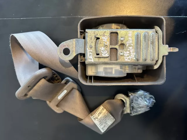 1995 1996 1997 Toyota Tacoma Regular Cab Left Seat Belt Retractor Tan Color 1995 1996 1997 Toyota Tacoma Regular Cab Left Seat Belt Retractor Tan Color