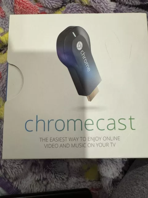 Google Chromecast (1st Generation) Streaming Media Player - H2G2-42 (Black)