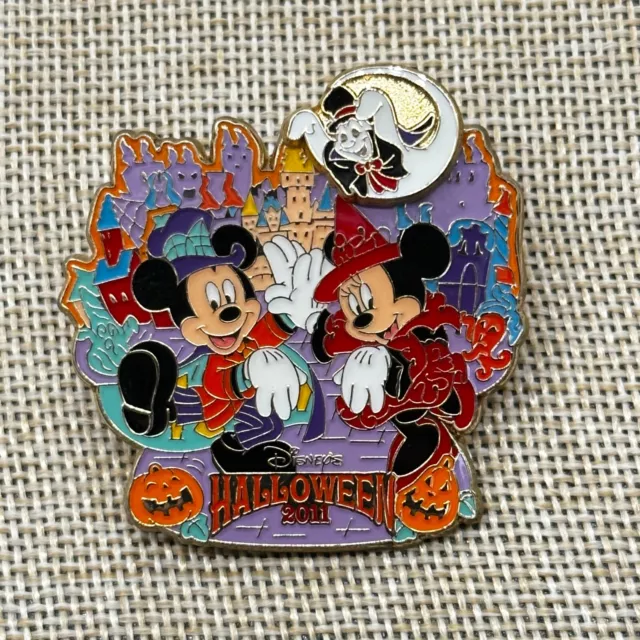 Tokyo Disney Resort Pin TDL Halloween 2011 Mickey Minnie Ghost