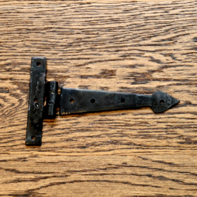 4 Inch PAIR  T Hinges Tee Hinge Strap hinge Black vintage Wrought Iron Arrow